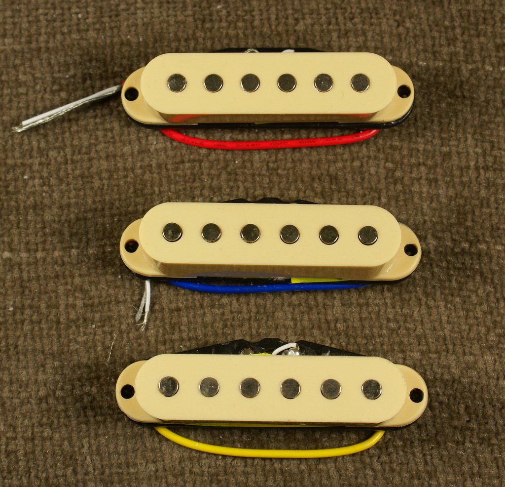 (A21) 1 Set of SSS Single Coil Pickup for Strat or similar Guitar, CREAM